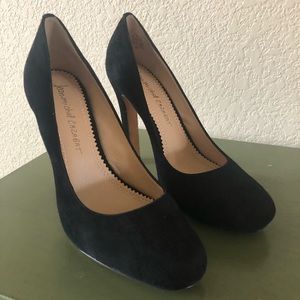 JEAN-MICHEL  CAZABAT  VELOUR HEEL SIZE 8.5